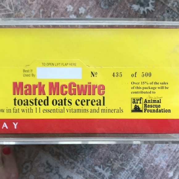 Baseball Collection Mark McGwire Limited Edition in plastic box, rare-vintage! - Picture 6 of 6
